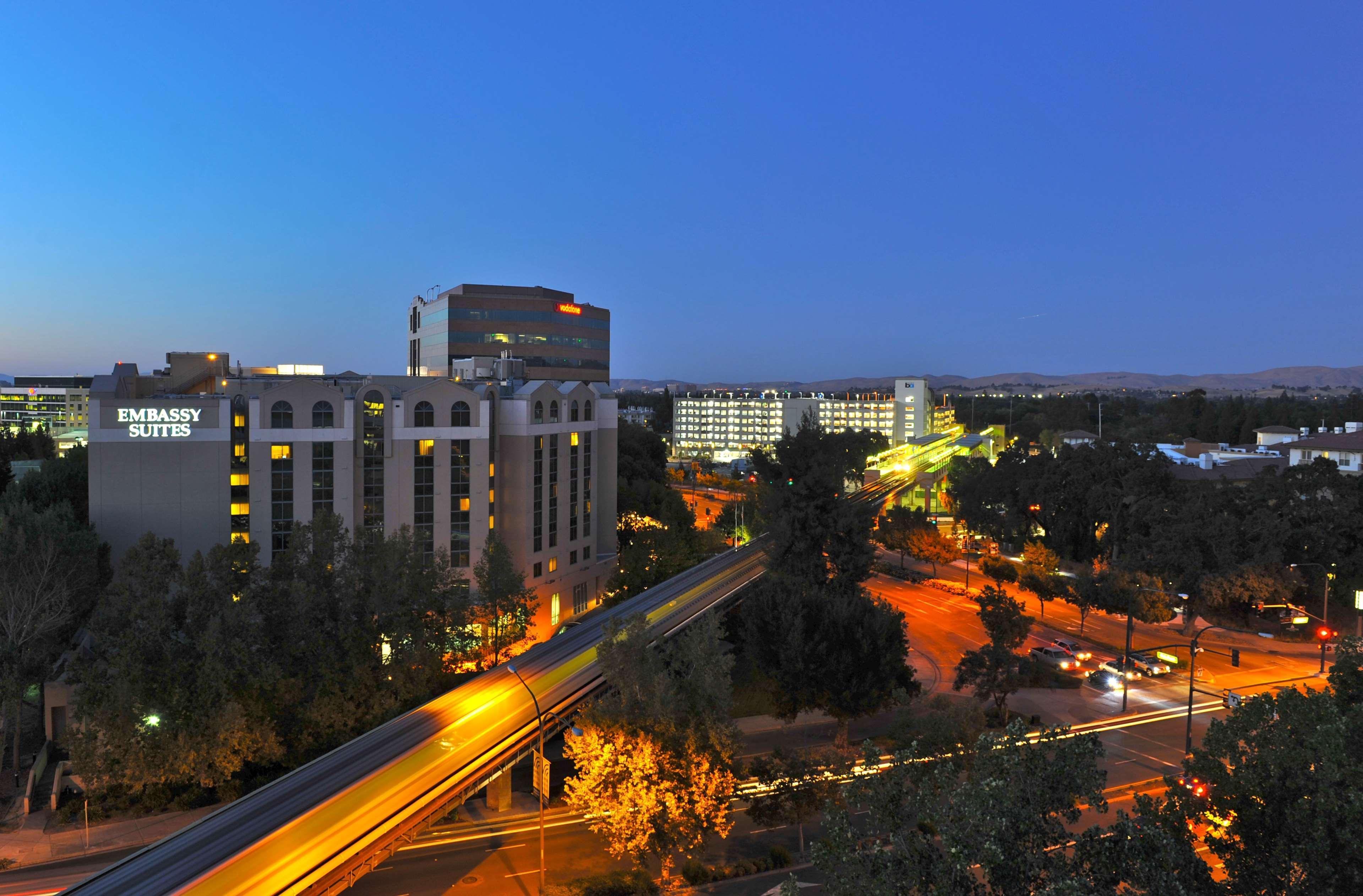 Embassy Suites By Hilton Walnut Creek Dış mekan fotoğraf